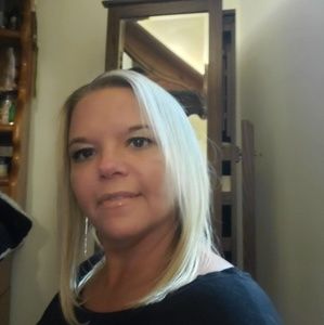 Meet your Posher, Jennie